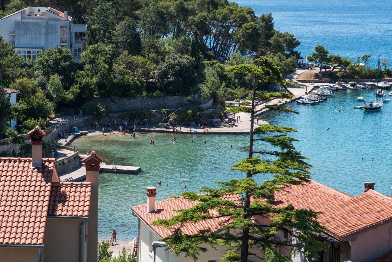 Franko & Ana Apartments Krk Town Eksteriør billede