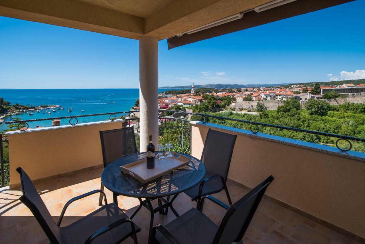 Franko & Ana Apartments Krk Town Eksteriør billede