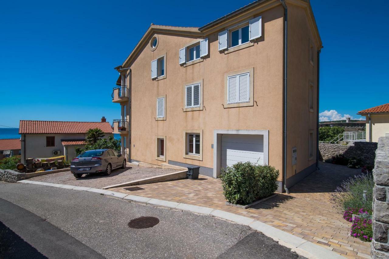Franko & Ana Apartments Krk Town Eksteriør billede